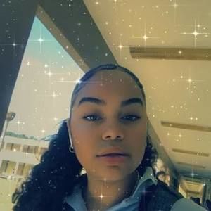 Meet your Posher, Gelianys